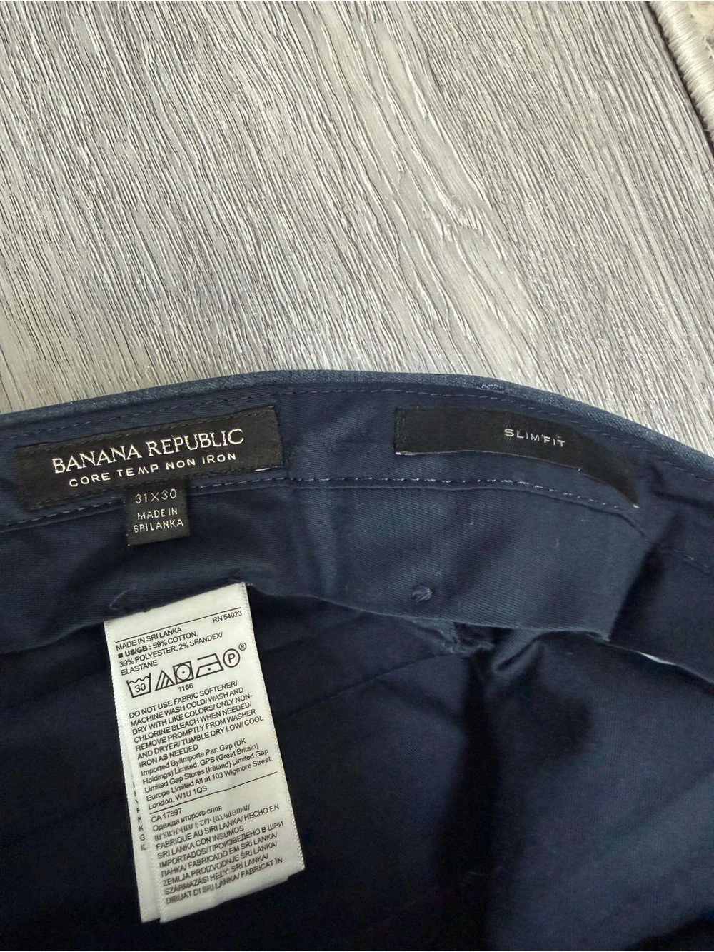 Banana Republic 31 x 30 Blue Core Temp Non-Iron Slim Fit Mens Dress Pants